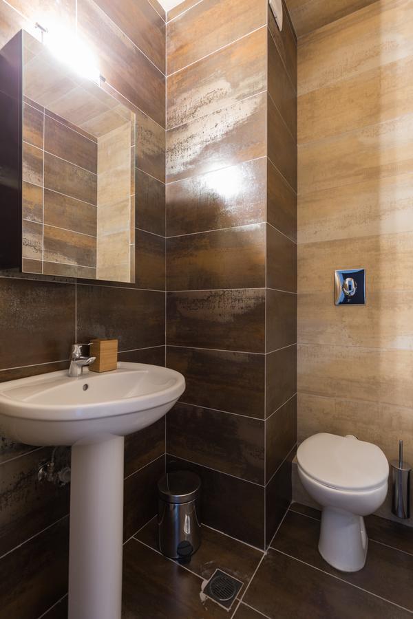 Stylish And Spacious 2Bd - Thiseio By Upstreet Athens Ngoại thất bức ảnh